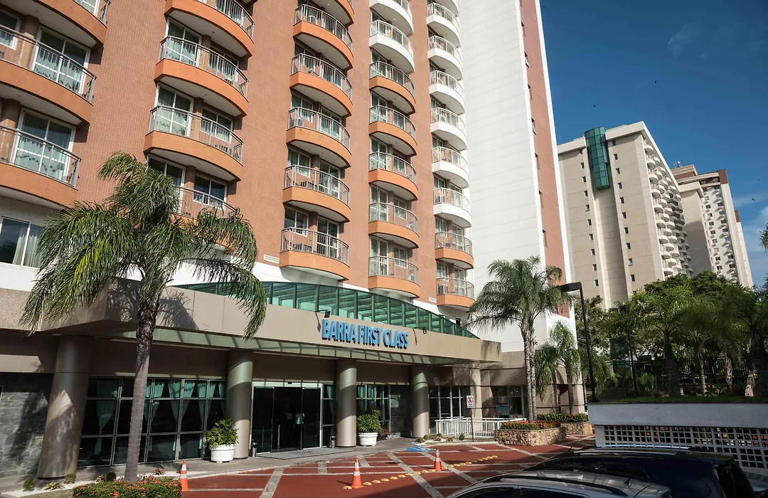 Plaza Barra First-1