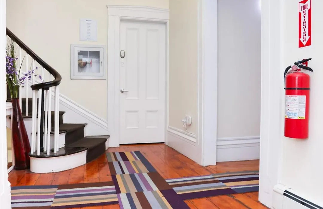 Charming & Stylish Studio On Beacon Hill #15-1