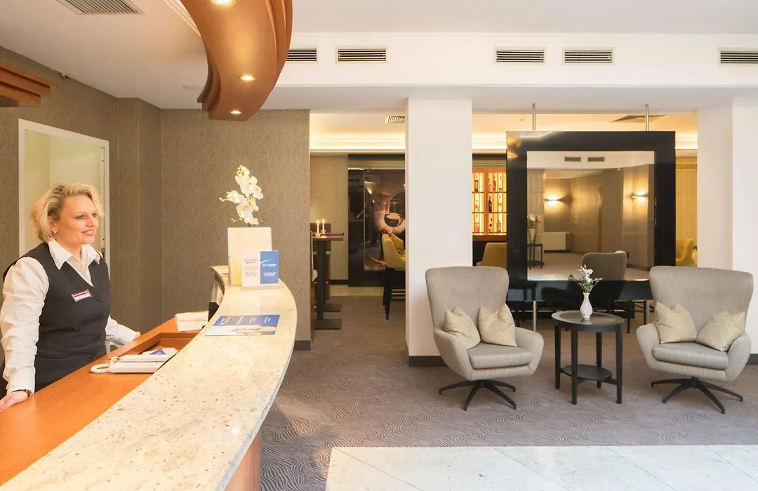 Best Western Plus Hotel Excelsior-1