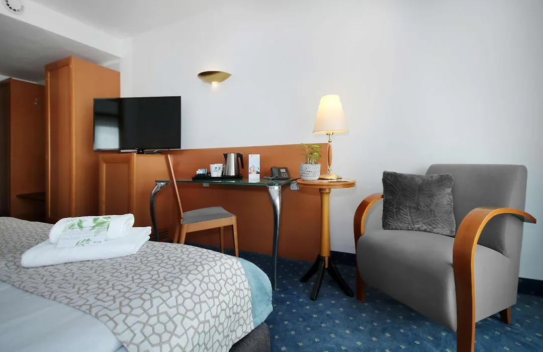 Best Western Hotel Halle-Merseburg-1