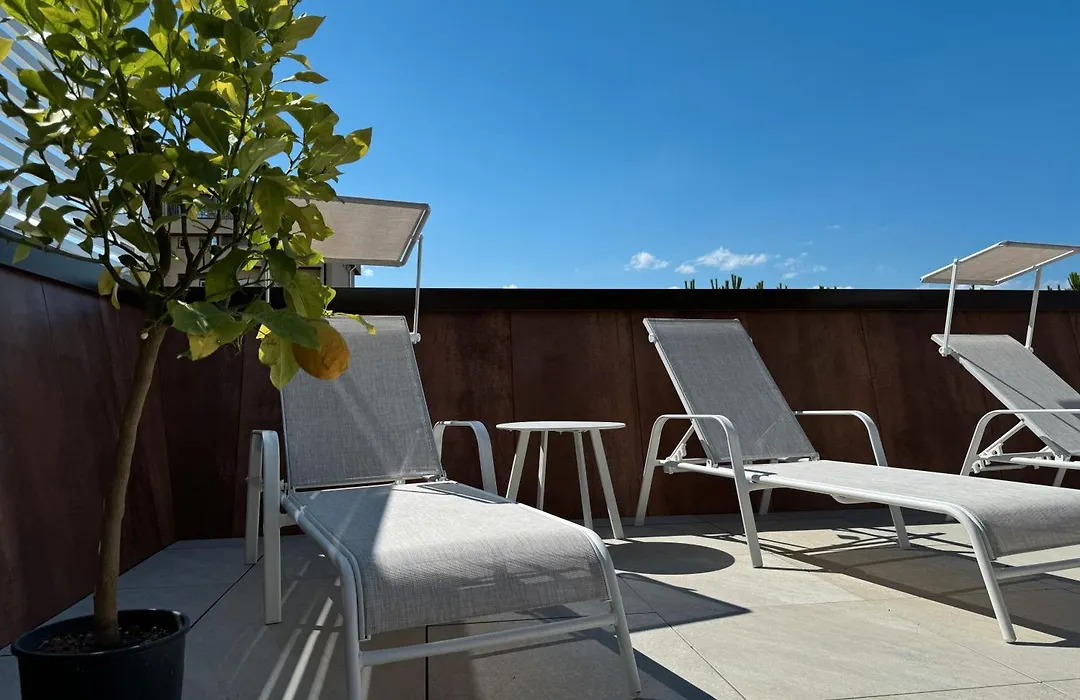 Hotel Adria B&B - Colazione fino alle 12-1
