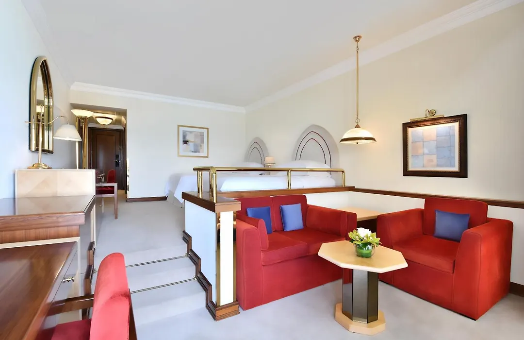 Sheraton Grand Doha Resort & Convention Hotel-1