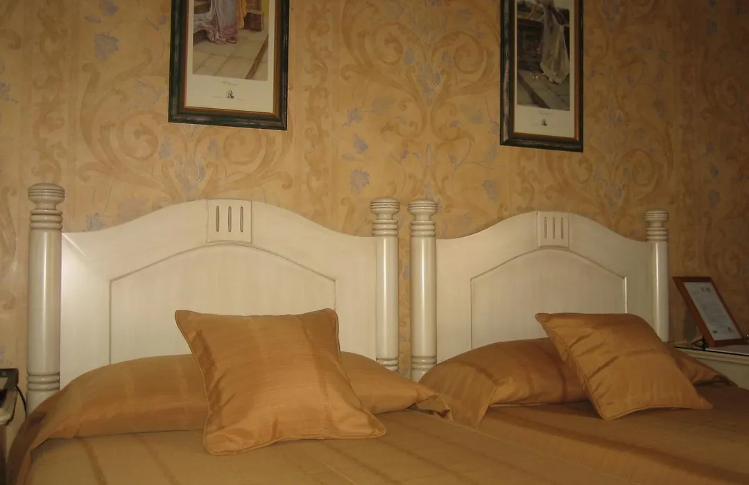 Hotel Santiago-1
