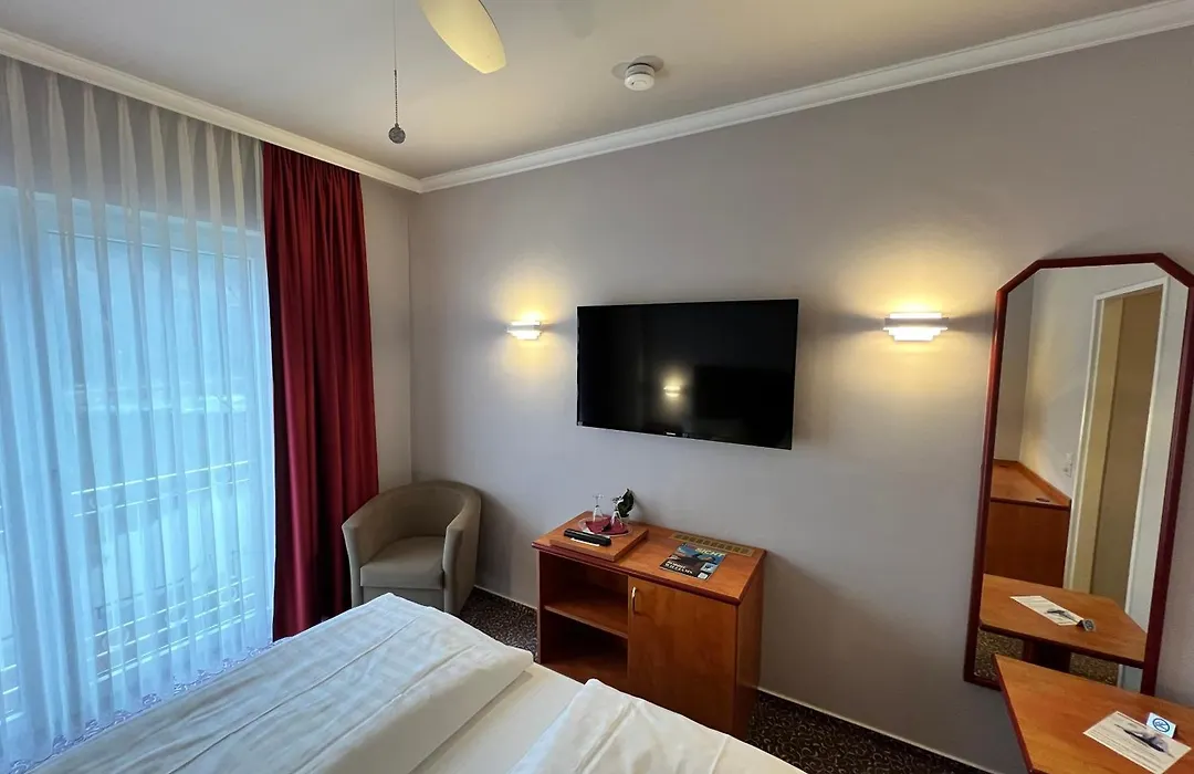 Hotel Victoria-1