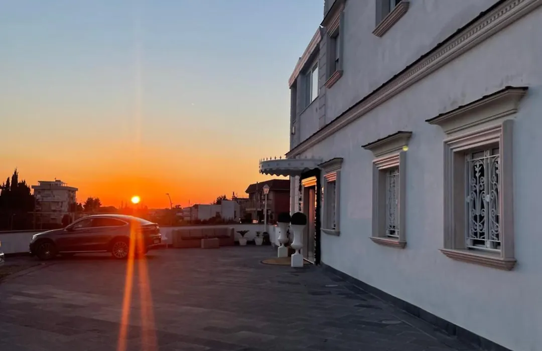 Grand Hotel Royal-1
