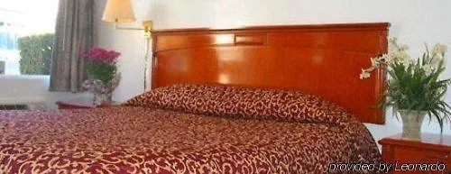 Rose Bowl Motel-1