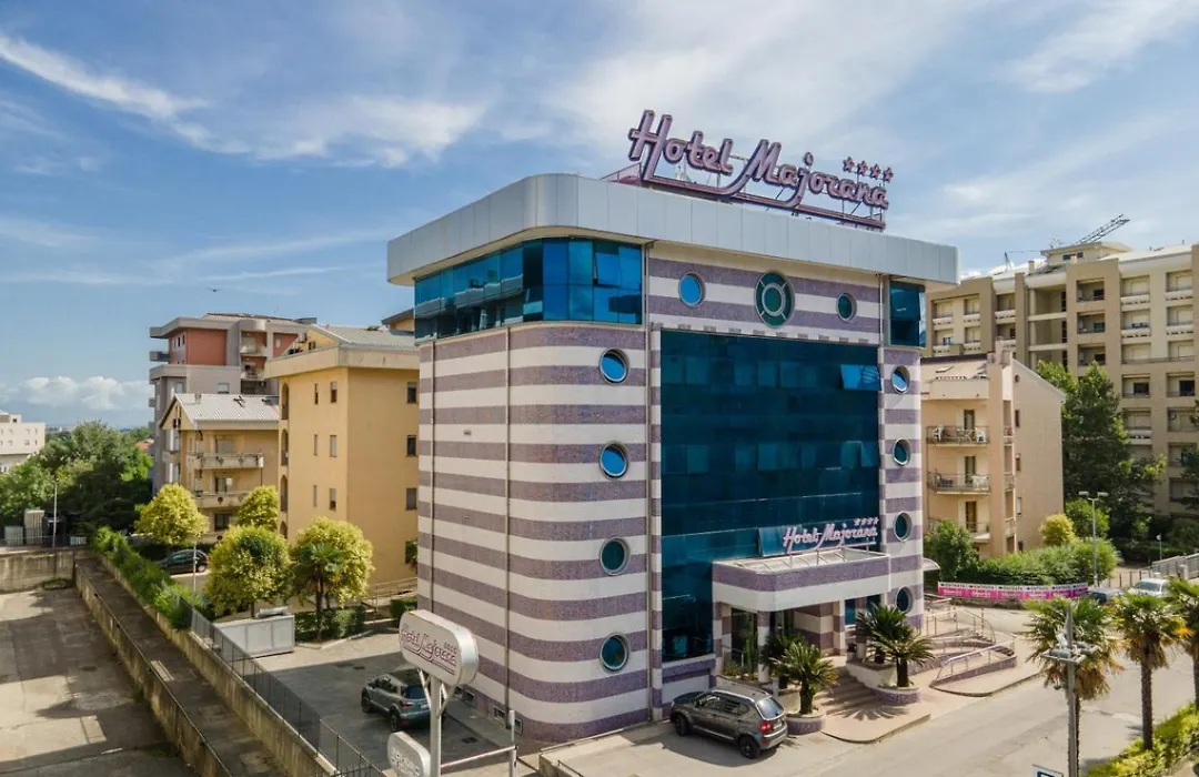 Hotel Majorana-1