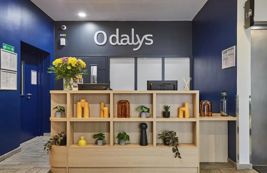 Appart'hôtel Odalys City - Paris Levallois-1