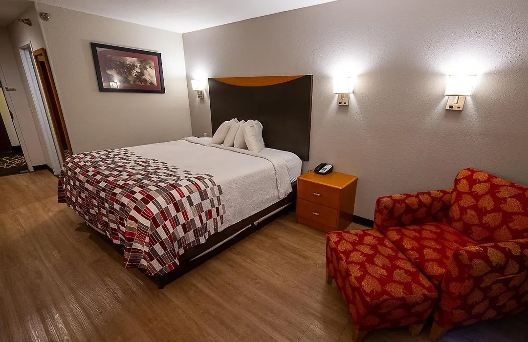 Red Roof Inn & Suites Danville, Il-1