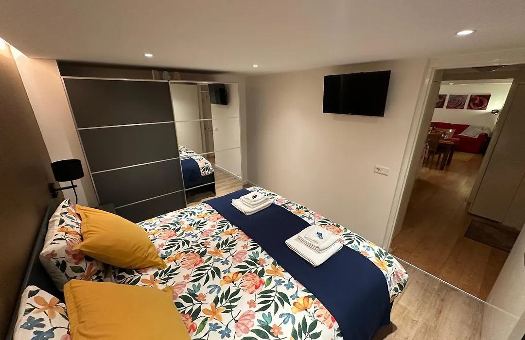 B & B Annamie-1