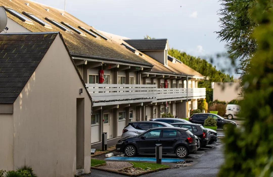 Campanile Hotel Senlis-1