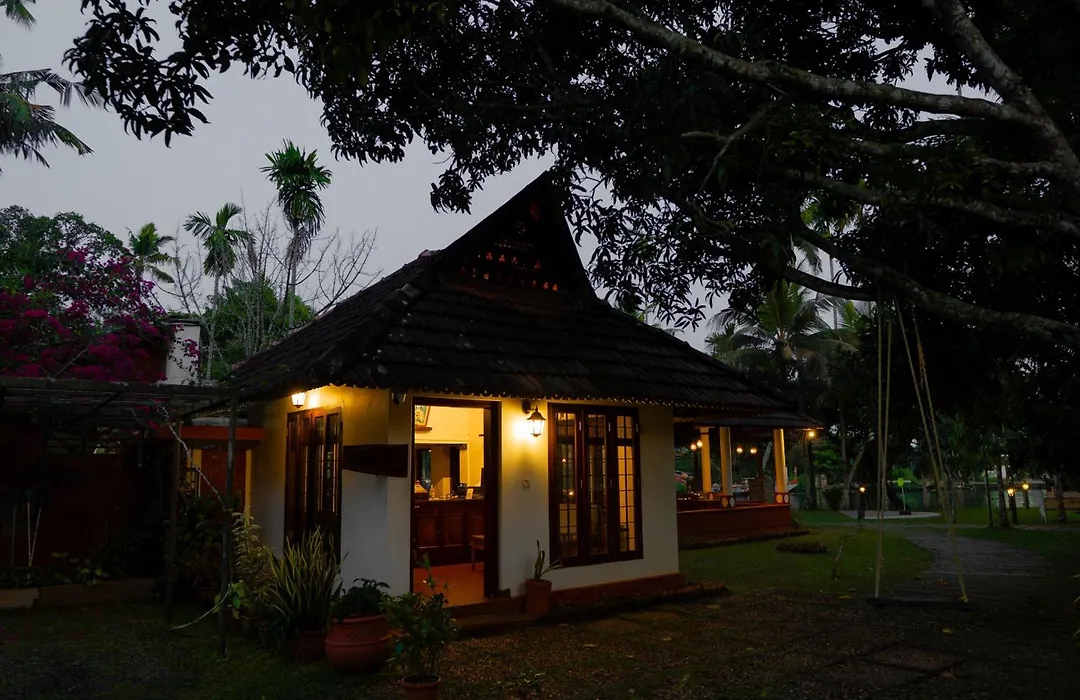 Palmgrove Lake Resort-1