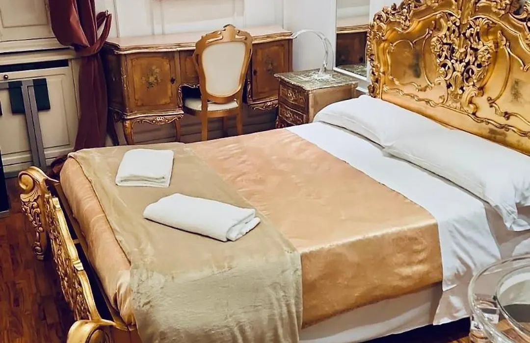 D.R.Rome Spanish Luxury Suites-1