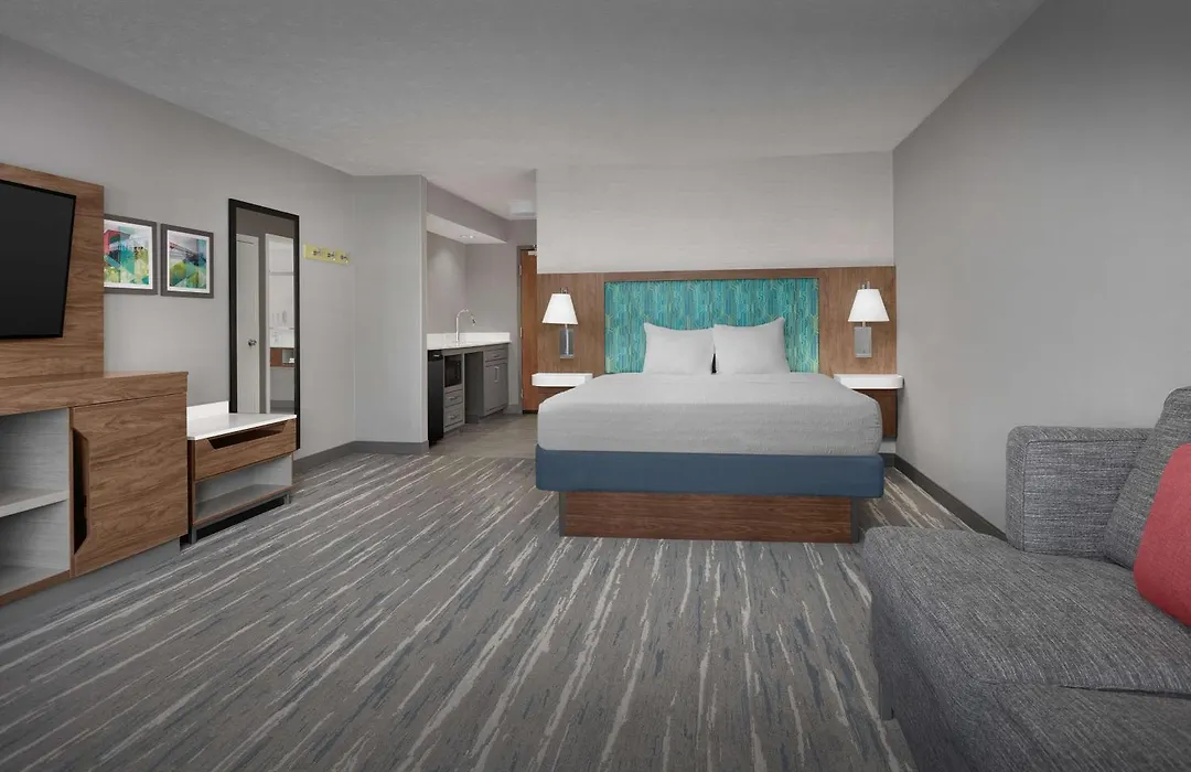 Hampton Inn Waterloo-1