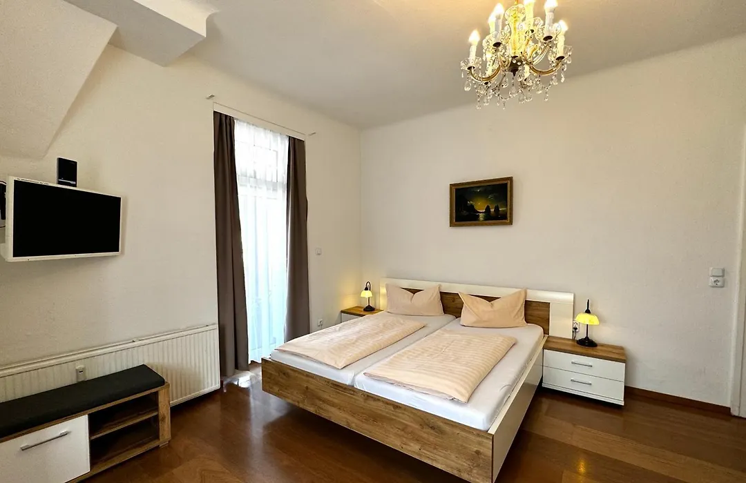 Hotel Zu den Linden-1