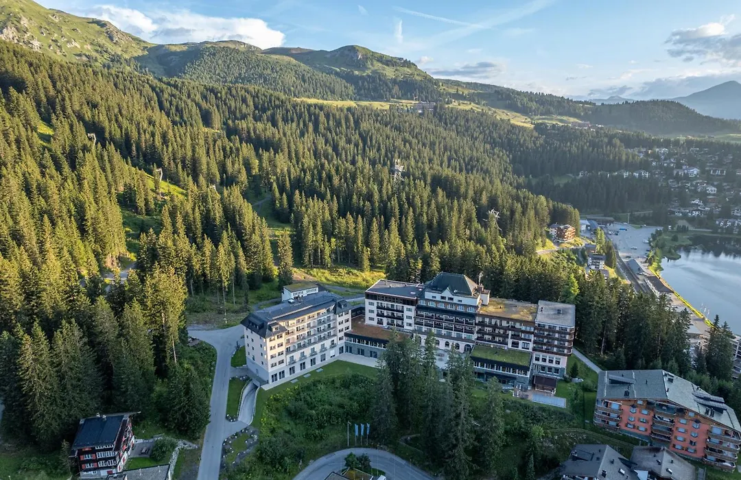Waldhotel Arosa-1