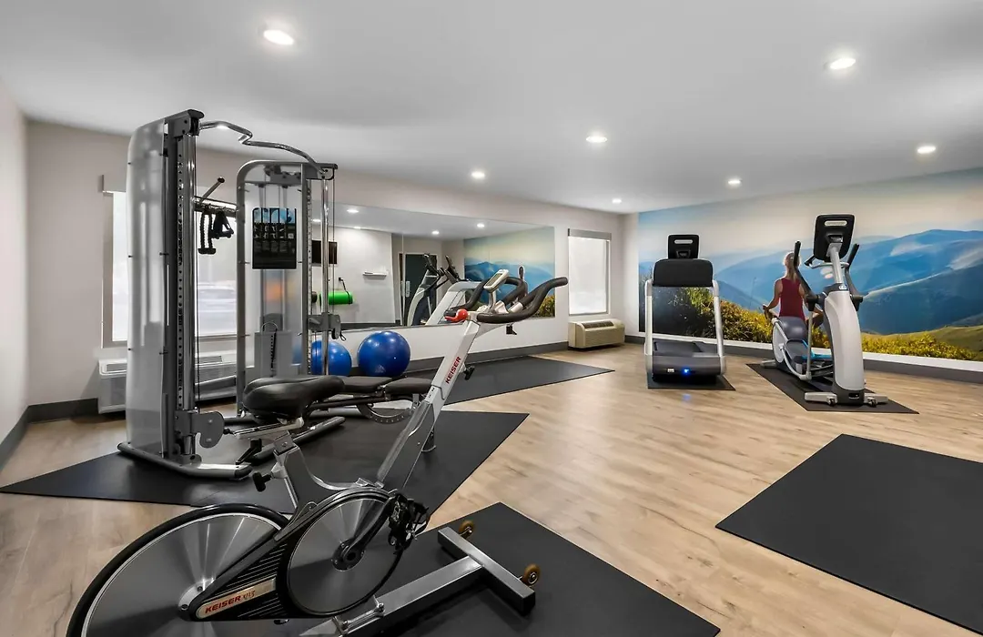 Clarion Pointe Apex - Holly Springs-1