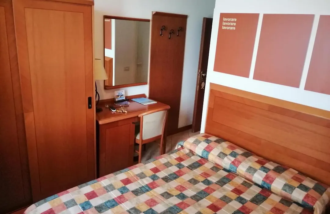 Hotel Il Brigantino-1