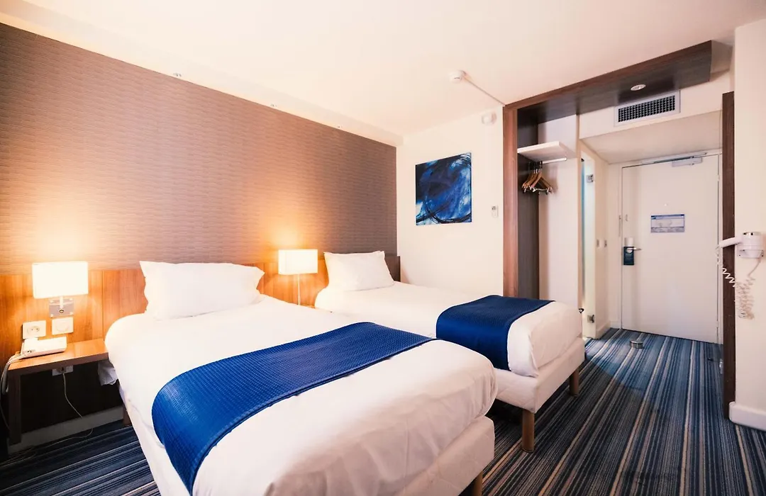 Holiday Inn Express Lille Centre By Ihg-1