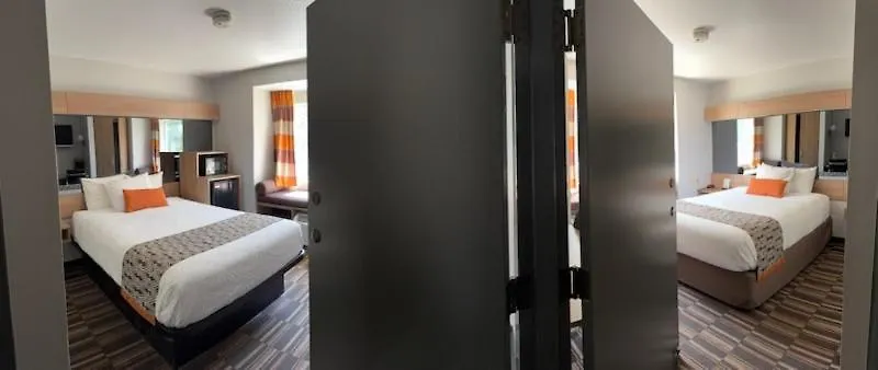 Microtel Inn & Suites By Wyndham Gatlinburg-1