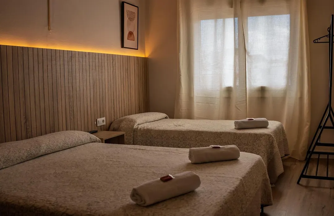 Can Setmanes By Cozycatalonia - Hostal Central Blanes-1