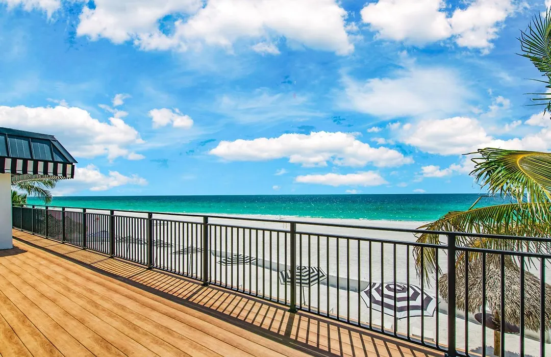 Seabreeze At Anna Maria Island Inn-1