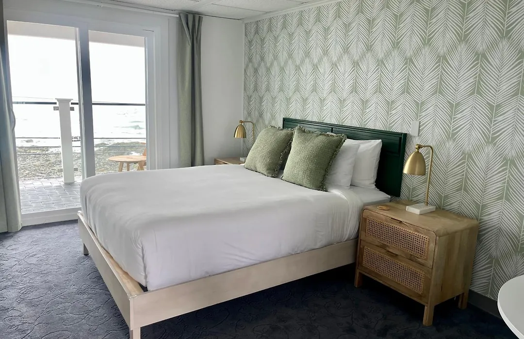 Grand View Hotel-1