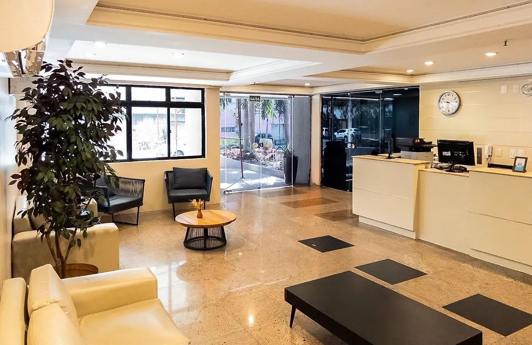 D8 Hotel-1