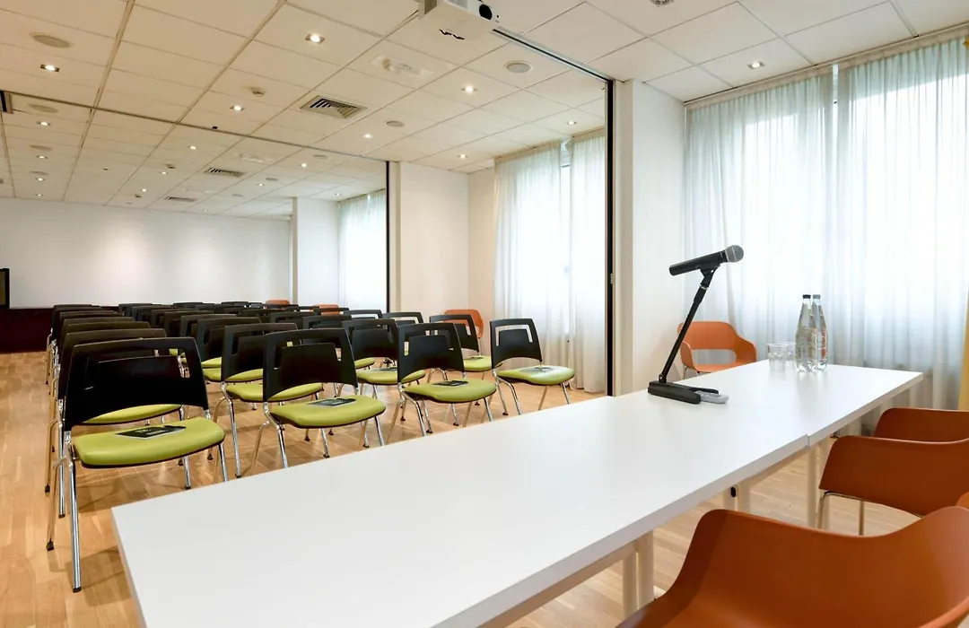 B&B Hotel Trento-1