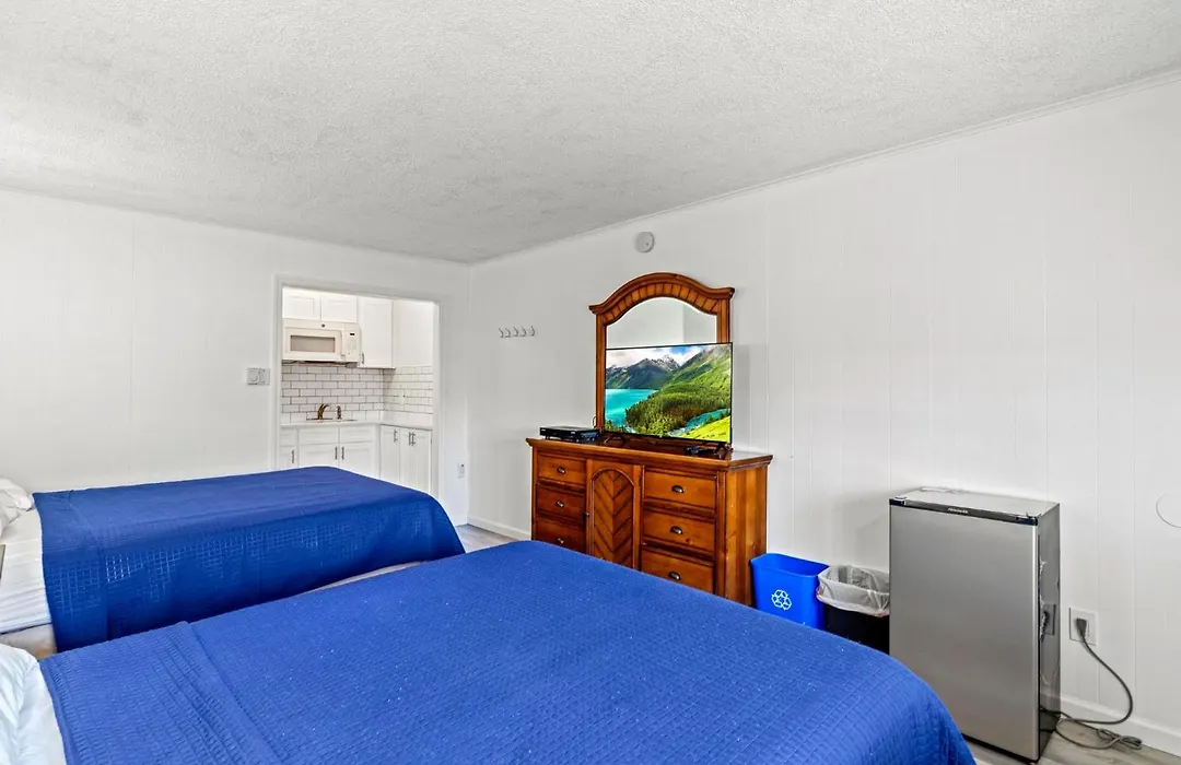 Sea Garden Motel-1