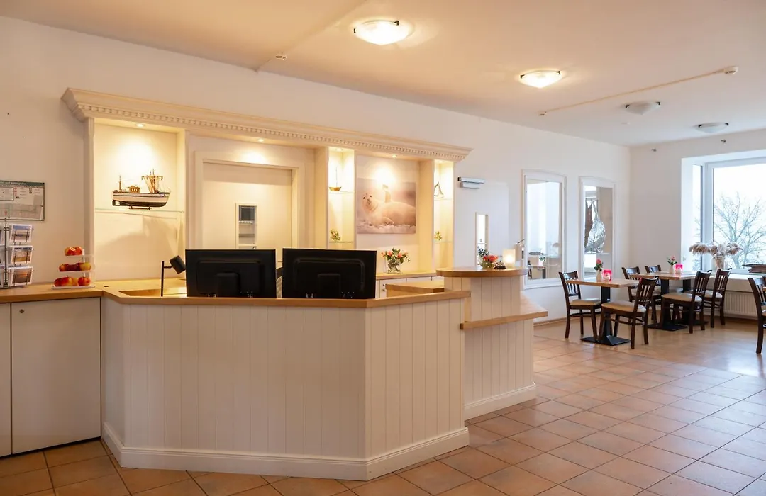 Hotel Alte Fischereischule-1