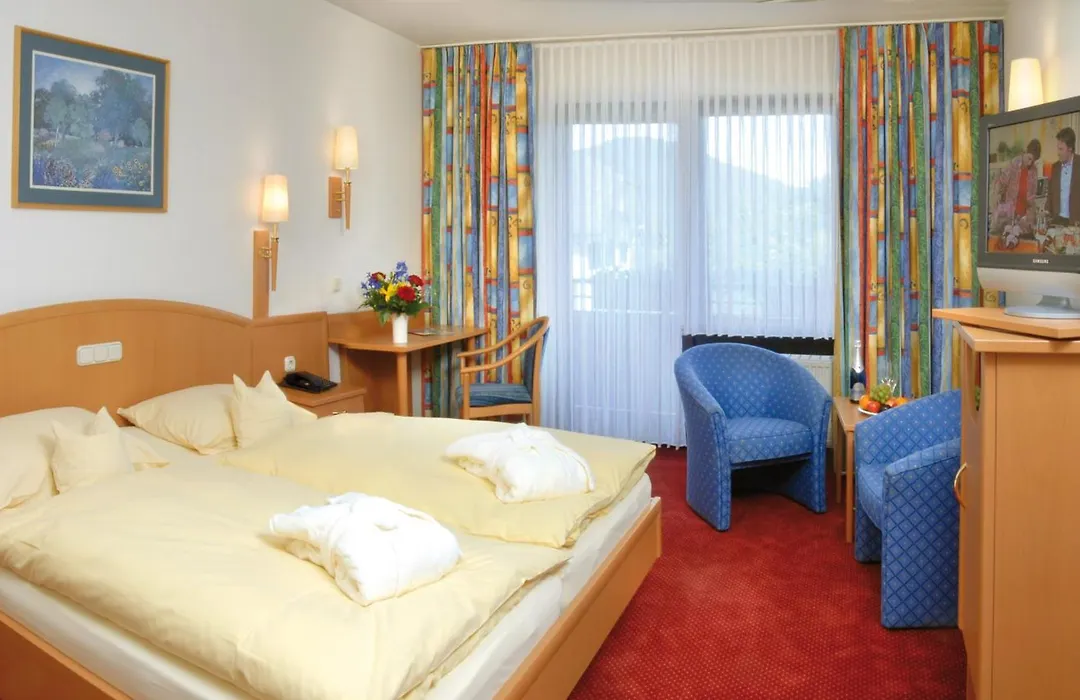 Sporthotel Zum Hohen Eimberg-1