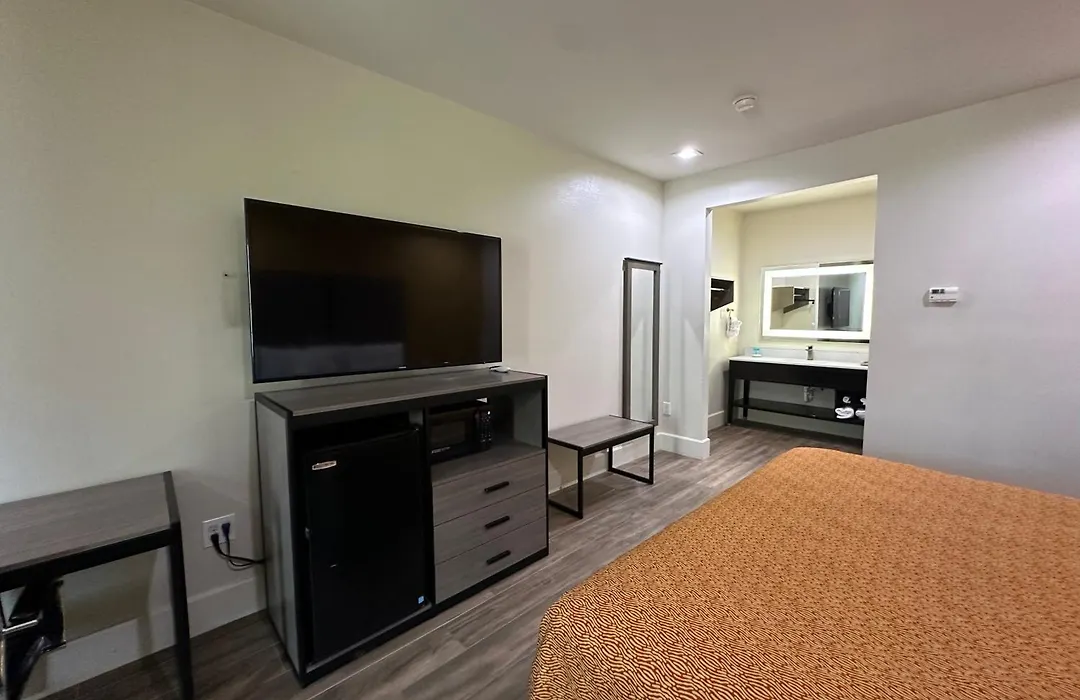 Scottish Inn And Suites-1