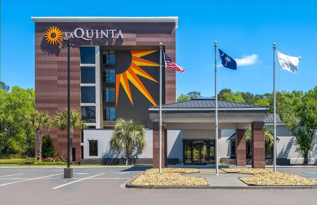 La Quinta Inn & Suites By Wyndham Myrtle Beach-1