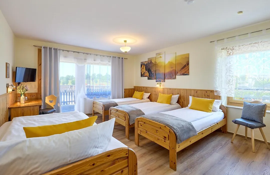 Airport-Hotel Fortuna-1