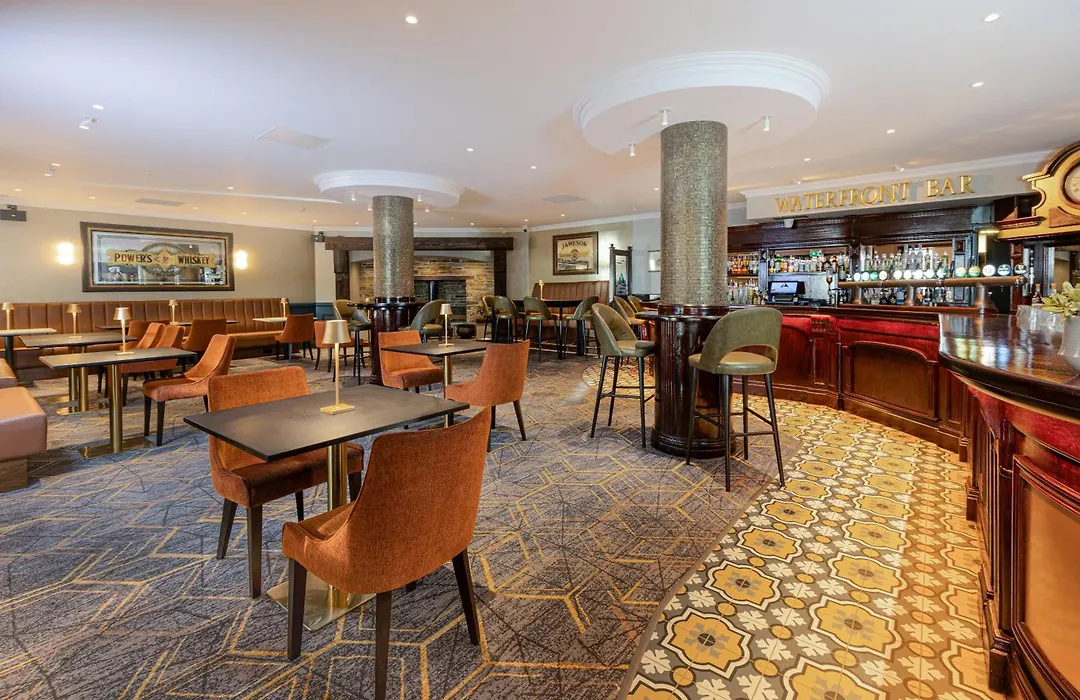Hodson Bay Hotel-1