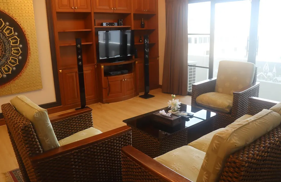 Inn House- Sha Extra Plus-1