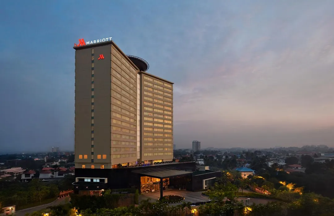 Kochi Marriott Hotel, Lulu International Shopping Mall-1