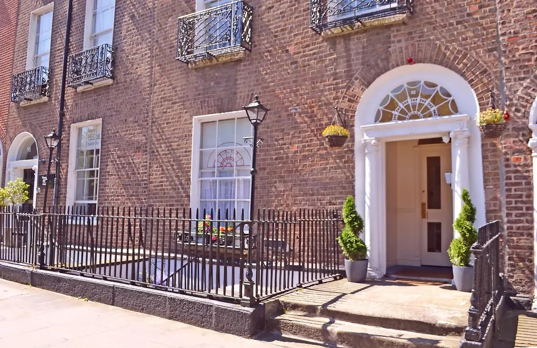 Baggot Court Townhouse-1