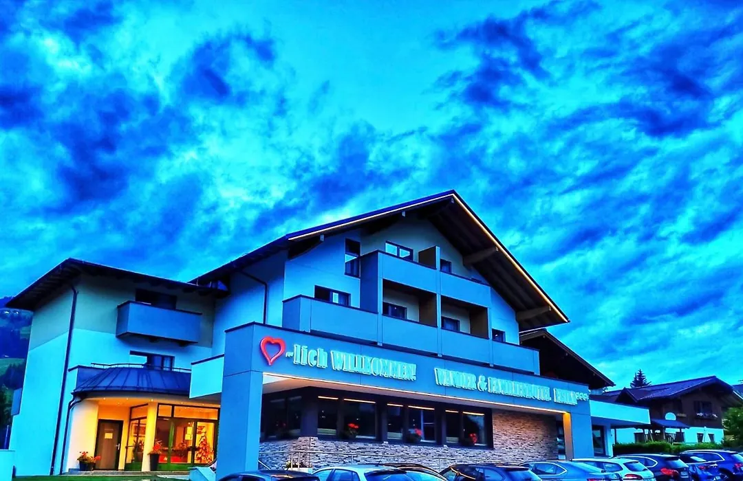 Wander- Und Familienhotel Erika-1