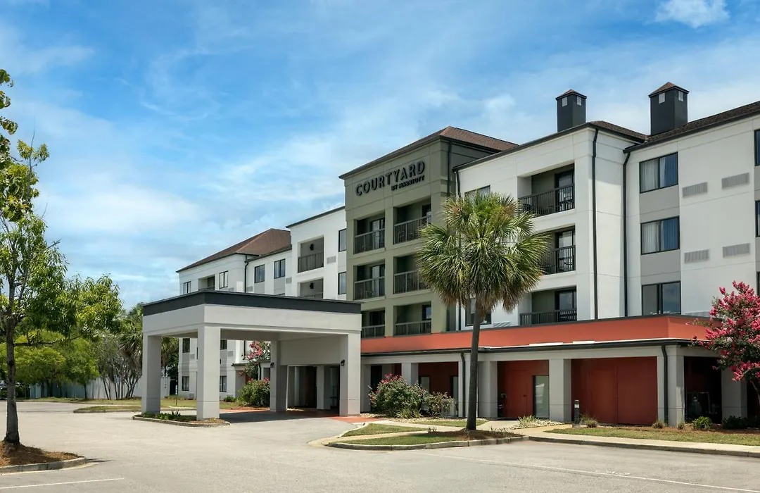 Courtyard By Marriott North Charleston Airport Coliseum-1