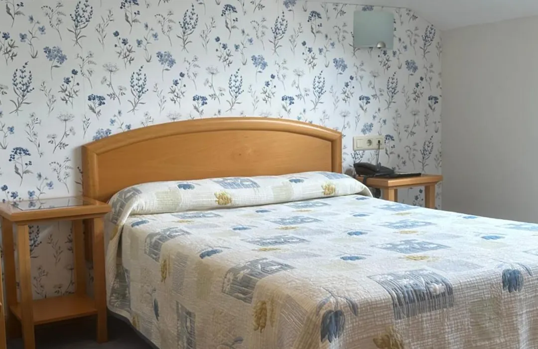 Hotel La Guindal-1