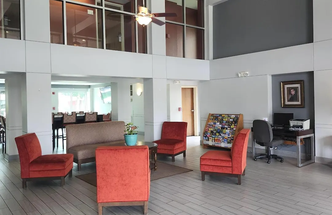 Ramada By Wyndham Luling-1