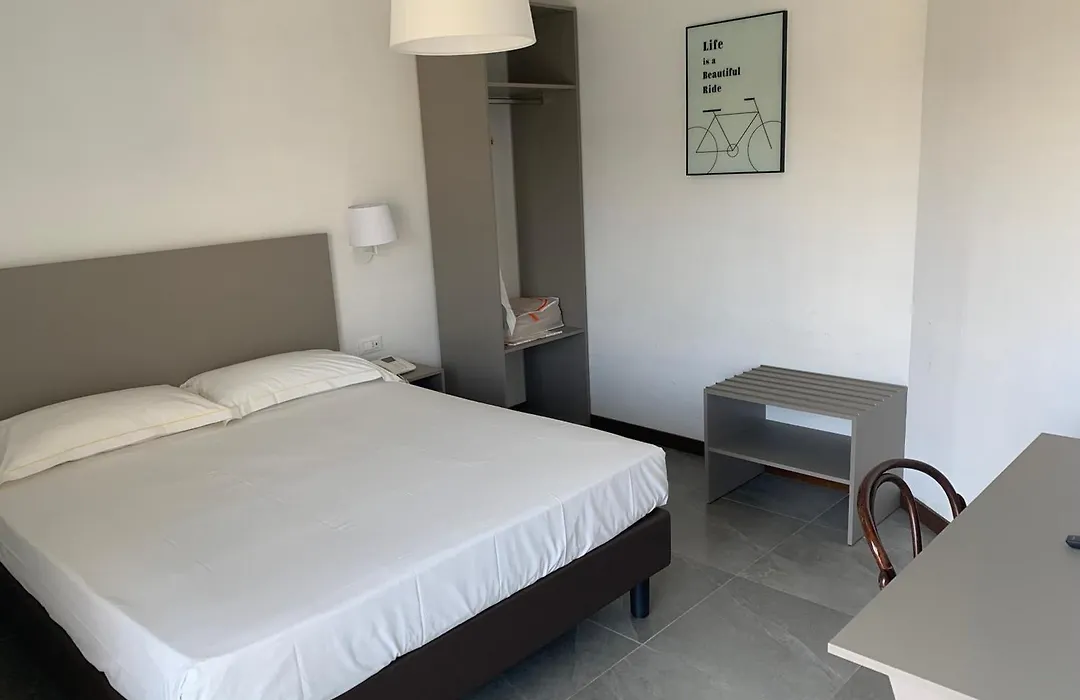 Hotel Ghironi-1