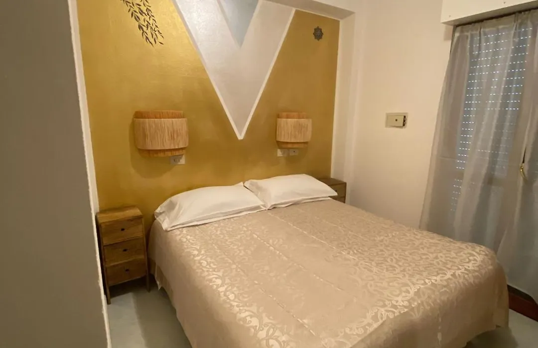 Hotel Laura-1