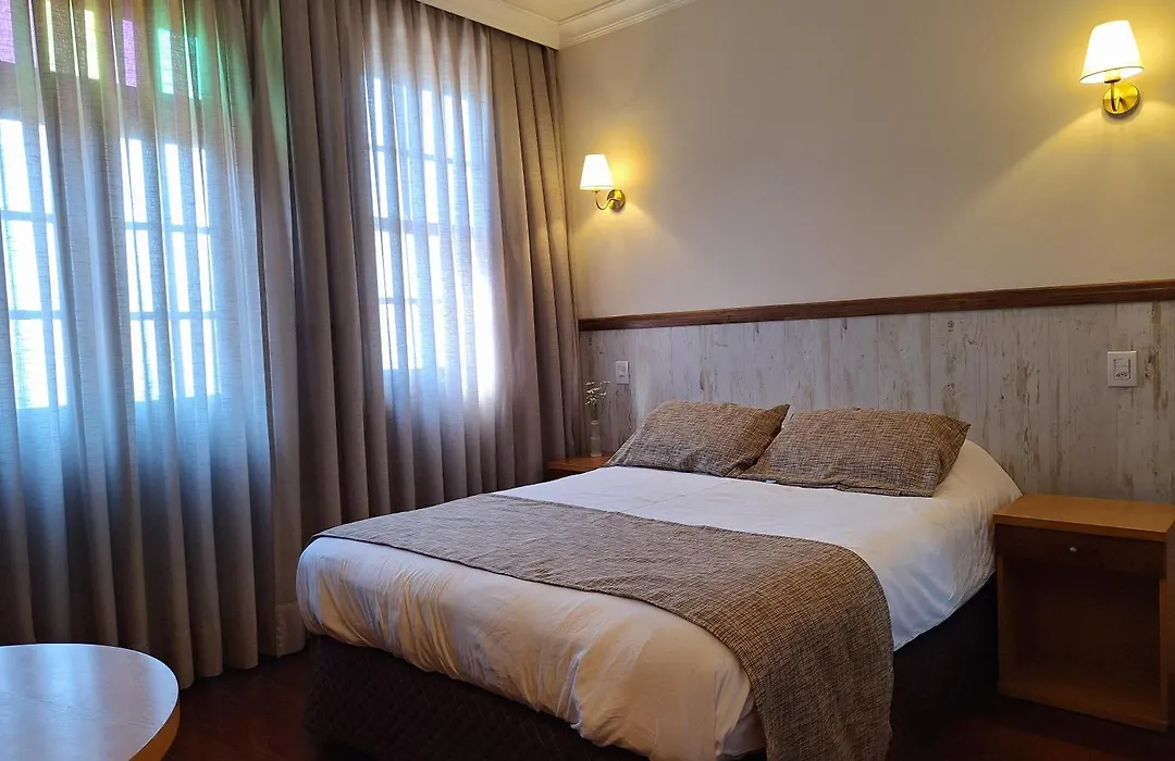 Boroni Palace Hotel-1