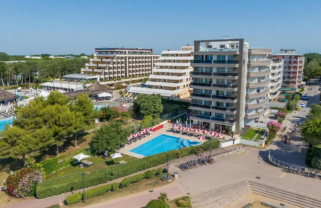Aparthotel Panorama Beach-1