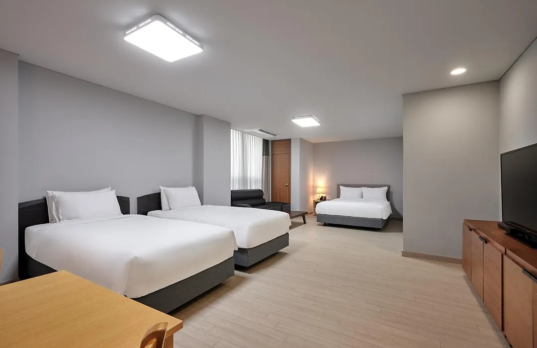 Ramada Hotel And Suites Seoul Namdaemun-1
