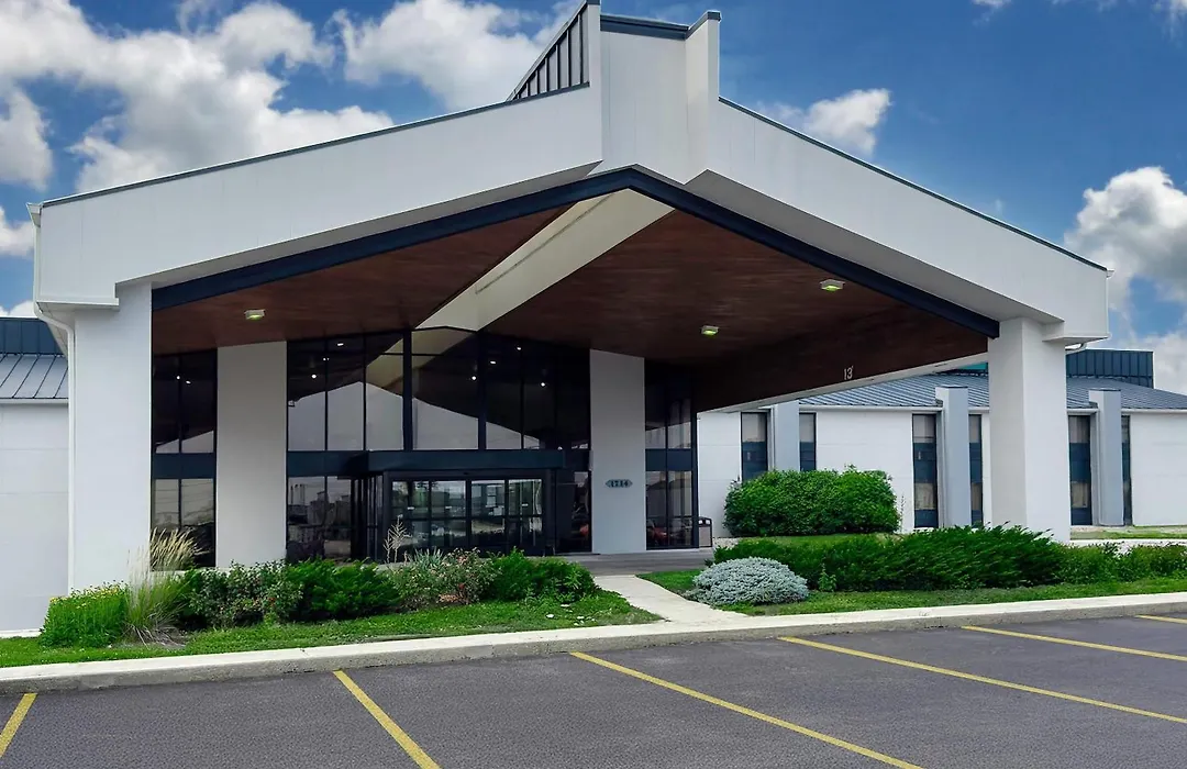 Quality Inn Fort Wayne-1