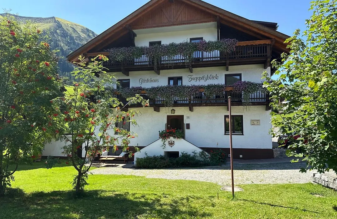 Gaestehaus Zugspitzblick-1